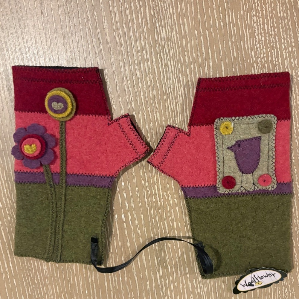 Vintage Woolflower Fingerless Mittens Wool Applique Folk Art Gloves Boho